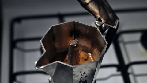 Moka Coffee Timelapse Video stock 81525570