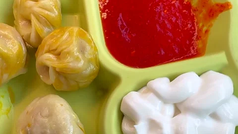 Momos Video stock 322933581