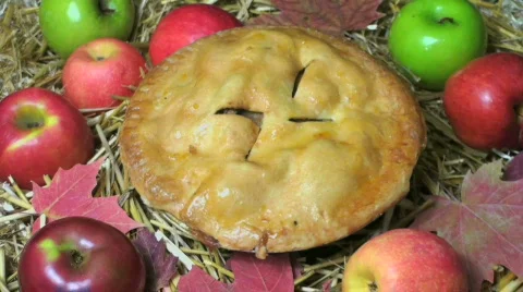 Mom's apple pie Stock Footage