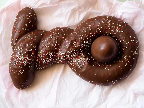 Mona de Pascua, Easter cake, traditional in Spain, with chocolate egg. Top vi 写真素材