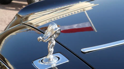Monaco Flag in Reflection of Car Hood Vídeo Stock 39168724