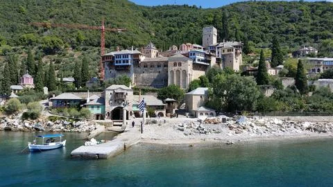 The Monastery of Docheiariou is a monastery built on Mount Athos Stock-Fotos