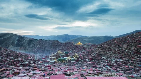 Monastery at Larung (Buddhist Academy). Stock Footage 92666570