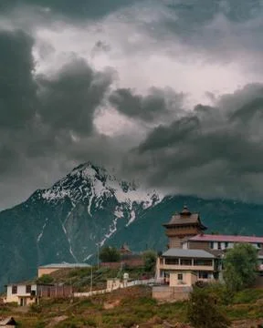 A monastery in the midst of the Himalayas Foto stock