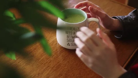 Monday Mornings 動画素材 137983003