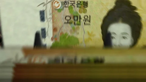 Money counting machine with Korean Won banknotes Stock Footage 151885783