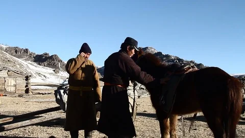 Mongolian nomads preparing to travel Stock Footage 88400663