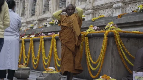 Monk at complex Mahabodhi temple Stock Footage 229848833