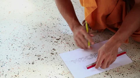 Monk drawing the picture in the monastery Stockbeeldmateriaal 62531598