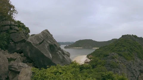 Monkey island panoramic scenario Lan Ha bay, landmark destination, Vietnam. (B) Stock Footage 99615652