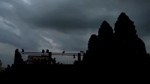 Monkey Silhouettes at Phra Prang Sam Yod Ancient Temple Lopburi 動画素材 341454347
