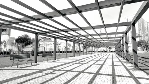 Monochrome Pergola Walkway with Shadow Patterns, São Paulo Vídeos de archivo 334722343