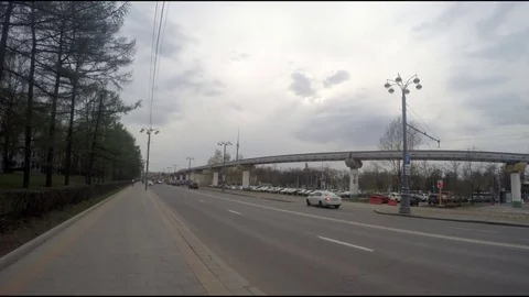 Monorail and auto in the city timelapse 스톡 동영상 77284341