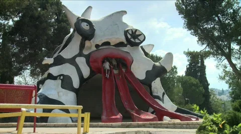 "The monster" - A jerusalem landmark Stock Footage 605884