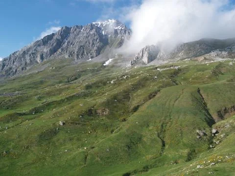 Montain with Clouds 写真素材