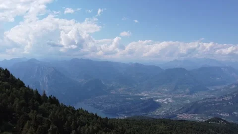 Monte Baldo und Gardasee Video stock 201302427