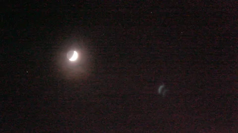 Month, moon moves on the night sky along planets Vidéo 22643221