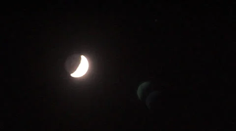 Month, moon moves on the night sky along planets Vidéo 22643608