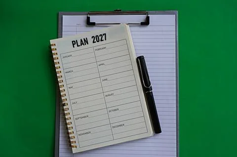Monthly action notes plans 2027. Work management and new year goals Foto stock