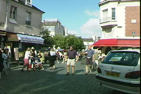 Montmartre-pan Stock Footage 819028