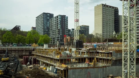 Montreal, Canada – 05/22/2019: cranes, construction, old Childrens Hospital, 4K Stock Footage 113683077