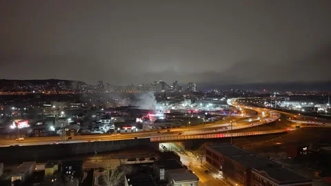 Montréal, Canada Dec 3 '25 - Busy Night Streets Frame Emergency Response 動画素材 325537498
