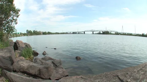 Montréal Pont Champlain Edge River Stock Footage 6524308