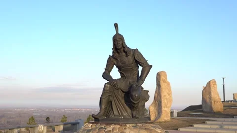 Monument to the ancient eastern warrior Stock Footage 153224033