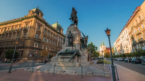 Monument to the Battle of Grunwald in Cracow timelapse Video stock 252195368