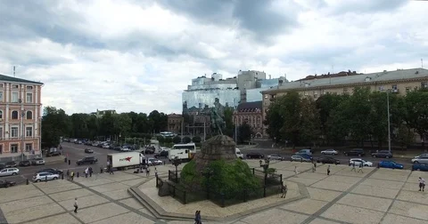 Monument Bogdan Khmelnitsky Sofia square and hotel Hayatt cityscape sights of Stock Footage 78076352