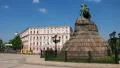 Monument to Bogdan Khmelnitsky on Sofiyskaya square in Kiev, Ukraine HD Footage