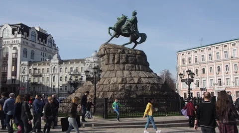 Monument of Bohdan Khmelnytsky 2 Stock Footage 49101425
