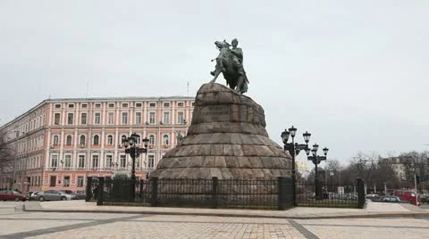 Monument to Bohdan Khmelnytsky in Kiev 库存影片 10847018