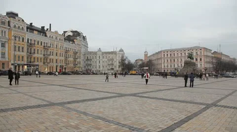 Monument to Bohdan Khmelnytsky in Kiev 库存影片 10847042