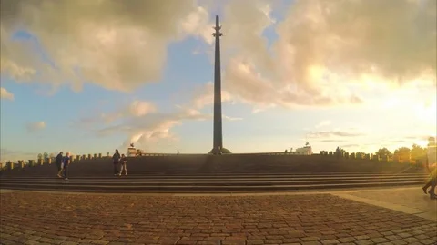 Monument In The City Park in summer Sunset Timelapse Stockbeeldmateriaal 82051069
