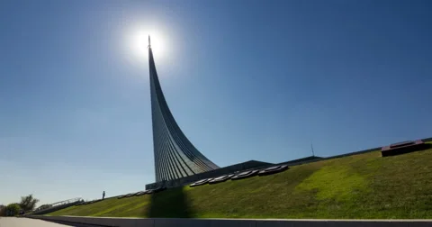 Monument to the Conquerers of Space Time-lapse, Moscow, 4K Stockbeeldmateriaal 54147038