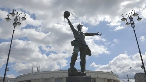 Monument to the Creators of the First Satellite 库存影片 112281197