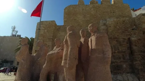 Monument des Martyrs statues in front of the medina, Sousse Tunisia Stock Footage 251437267