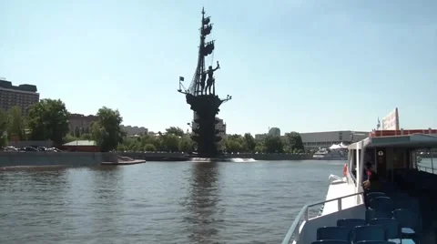 Monument To Emperor Peter 1 스톡 동영상 5736810