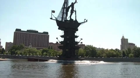 Monument To Emperor Peter. Part 2 스톡 동영상 5736831