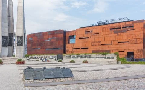 The monument to the Fallen Shipyard Workers in Gdansk, Poland. Foto stock