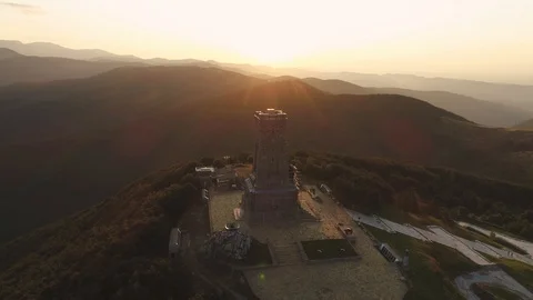 The monument of freedom "Shipka" at sunset  - St. Nikola peak Vídeo Stock 113570374