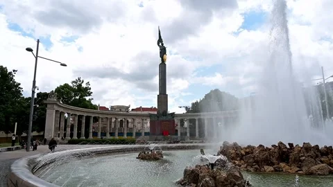 The Monument in honor of the Soviet army at Vienna-Austria. Stock Footage 312986782