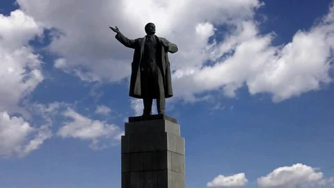 Monument to Lenin - timelapse 스톡 동영상 77871952
