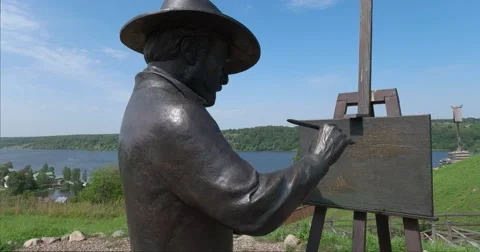 Monument Levitan. Plyos Stock Footage 64075174