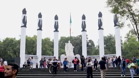 Monument to the mother in the forest of chapultepec Video stock 243170141