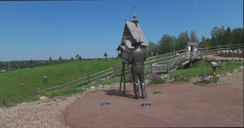 A monument to the painter Levitan. Plyos Stock Footage 64229069