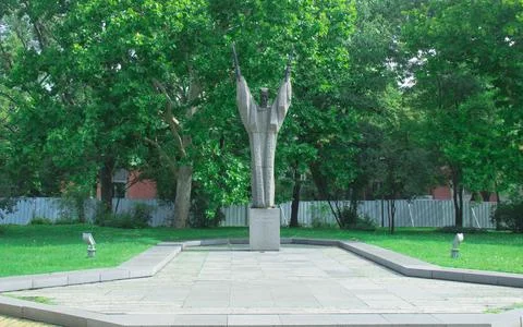 Monument in park in the center of Sofia with green trees Stock Photos