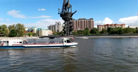 Monument to Peter 1, sailing white boat Stock Footage 66216695