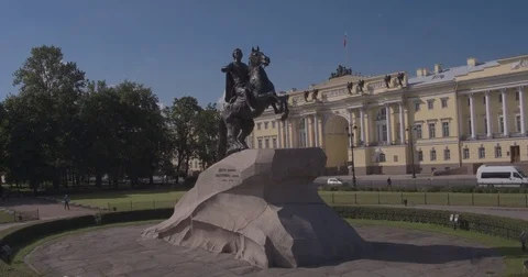 The monument to Peter the first. Bronze Horseman. St. Petersburg. View from the 動画素材 84510205